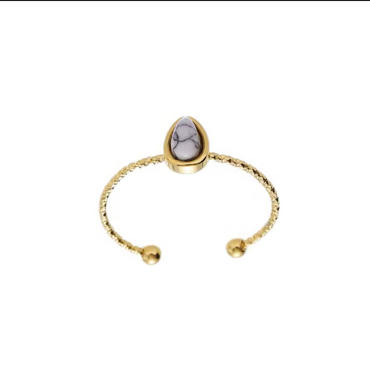 Natural Stone Ring Howlite Agate 18k PVD Gold Plated